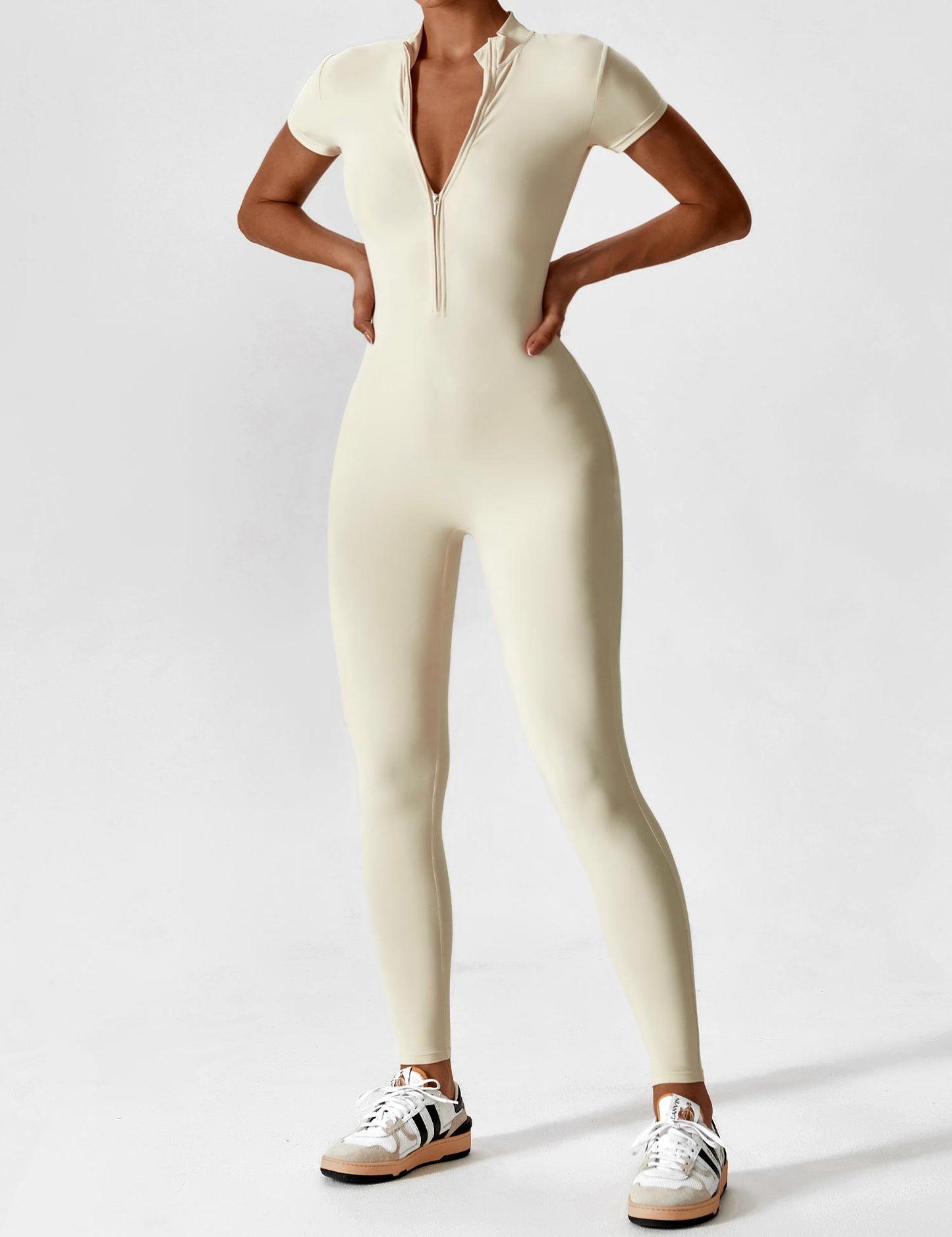 Mila Jumpsuit met lange mouwen/korte mouwen en ritssluiting